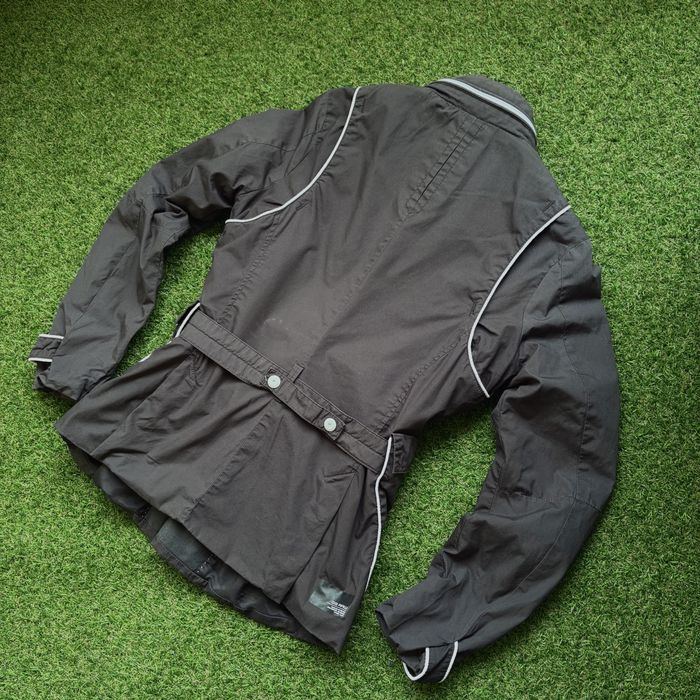 Дамски якета и горници JACK WOLFSKIN, G-STAR, BENETTON