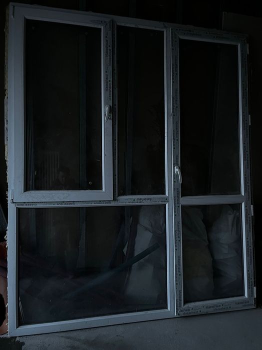 Витражное пластиковое окно