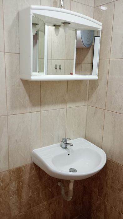 Дава се под наем Двустаен апартамент в Русе, Възраждане - 70 кв.м за 357 € - Снимка #1