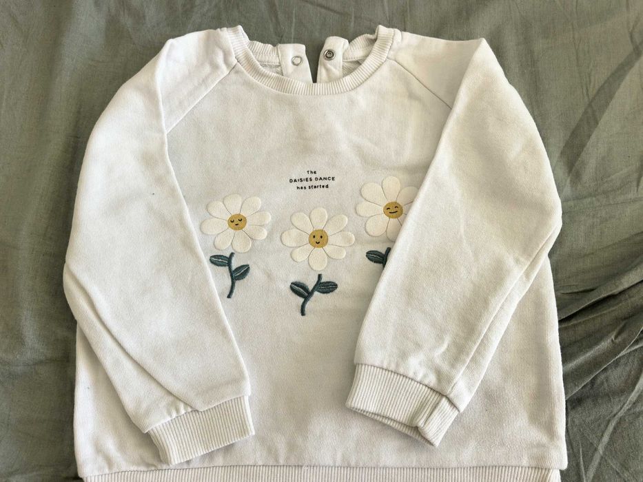 Lot bluze și 1 rochita 104 fetita stare bună