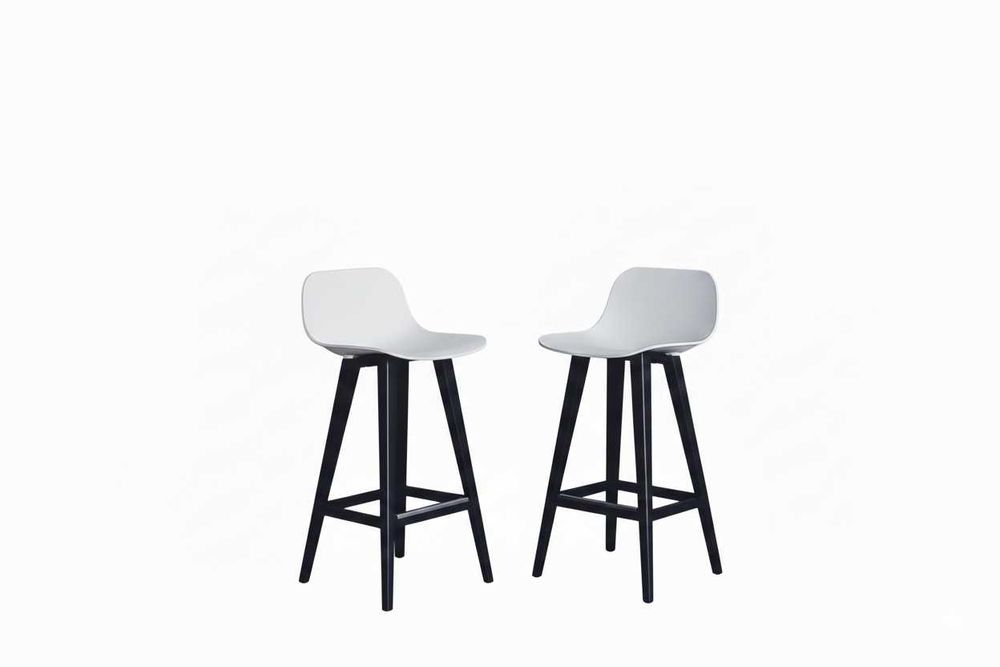 Стул пластиковый "Стаф" барный