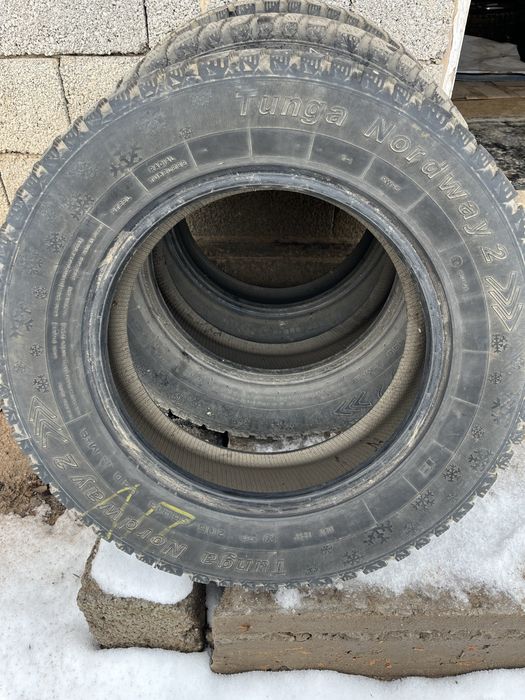 Шины  зимный  3шт