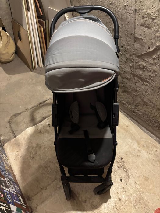 Продавам детска/ бебешка количка