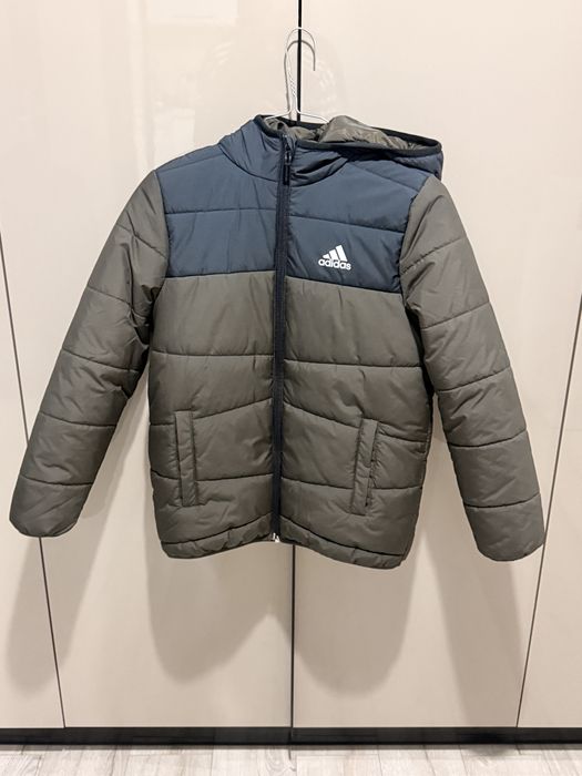 Geaca Adidas pt. copii marimea 9-10 Y, 140 cm