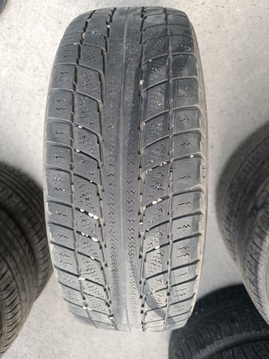 Продам один баллон 185 65 R15