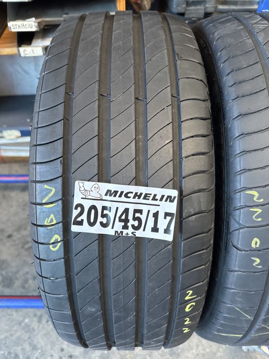 205/45/17 Michelin