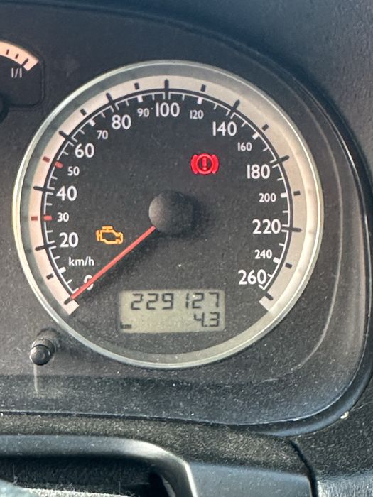 Se vinde Golf 4 1.6 16v