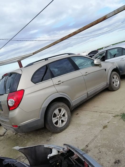 Chevrolet Captiva 3.2i V6