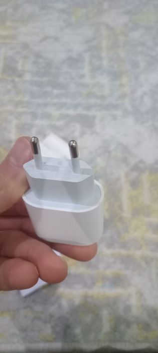 Зарядка для iPhone  тайпси