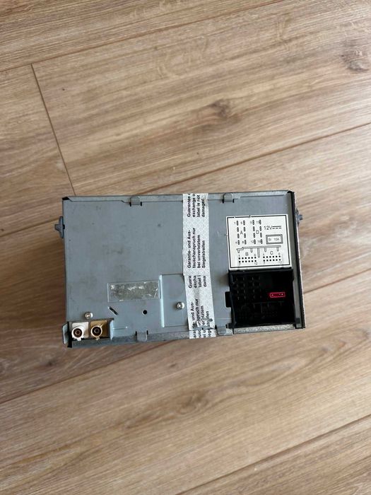 Оригинално OEM радио CD за VW Golf 5 – Volkswagen
