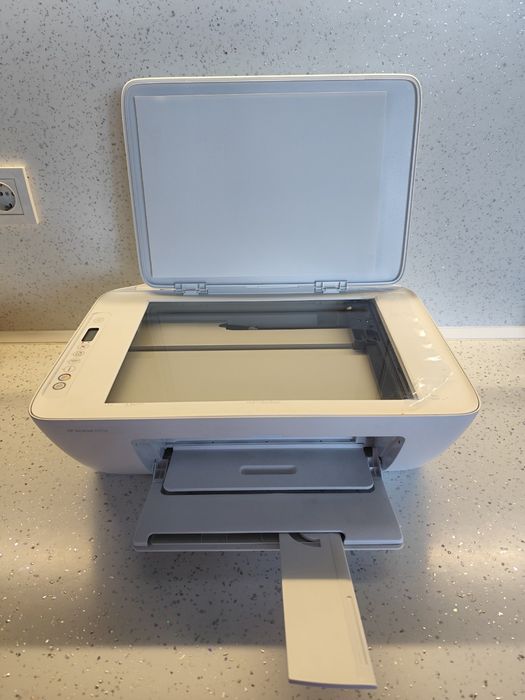 HP deskjet 2810e принтер със скенер