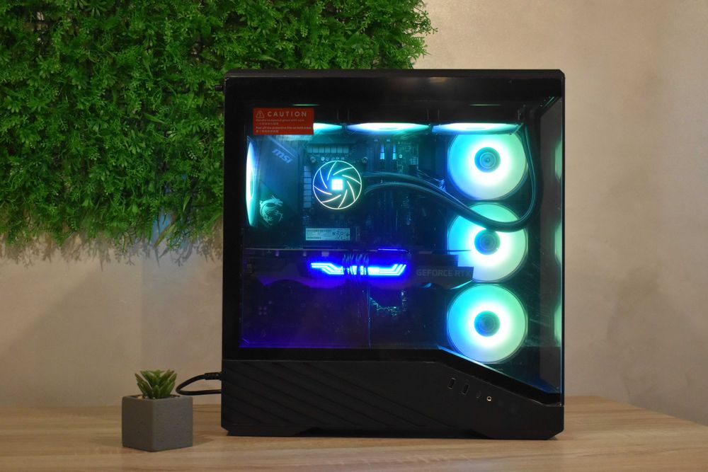 Геймърски Компютър i7 10700KF | Rtx 3070Ti | 32GB Ram | 512GB ssd |