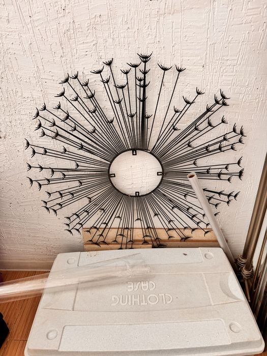 Настенные часы металлические «Солнце / лучи»