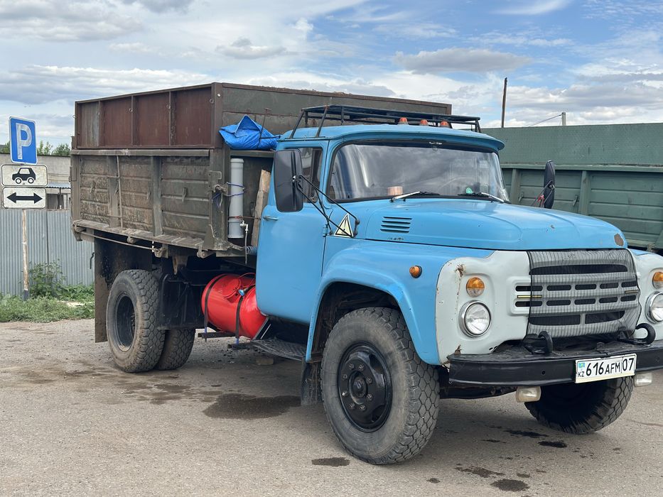 Песок.щебень,Пгс,Грунт,Чернозем доставка Зил