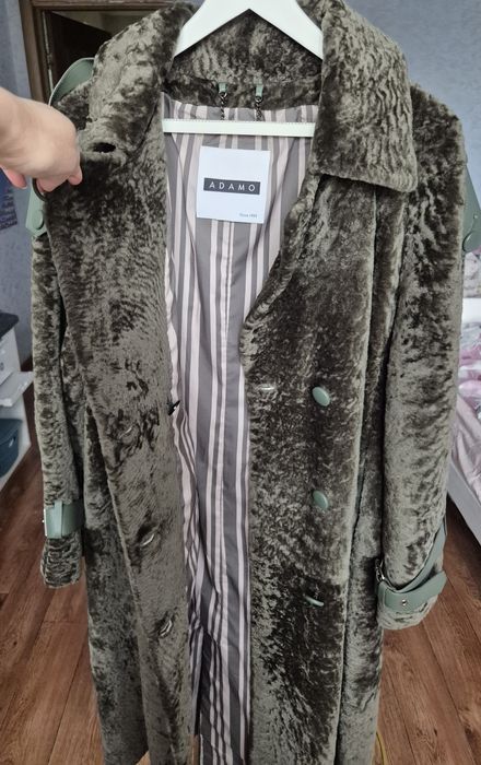 Стильная шуба цвета Хаки