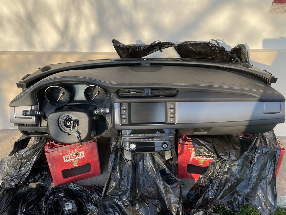 Planșă bord complet JaguarXF