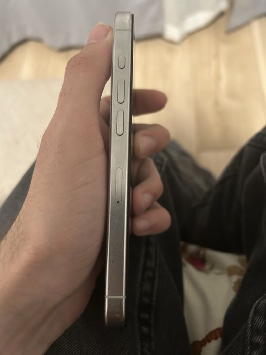 Vand iphone 15 pro 256 GB 5G