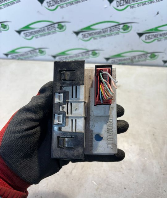 Display bord 8200107839 Renault Megane a 2-a generatie