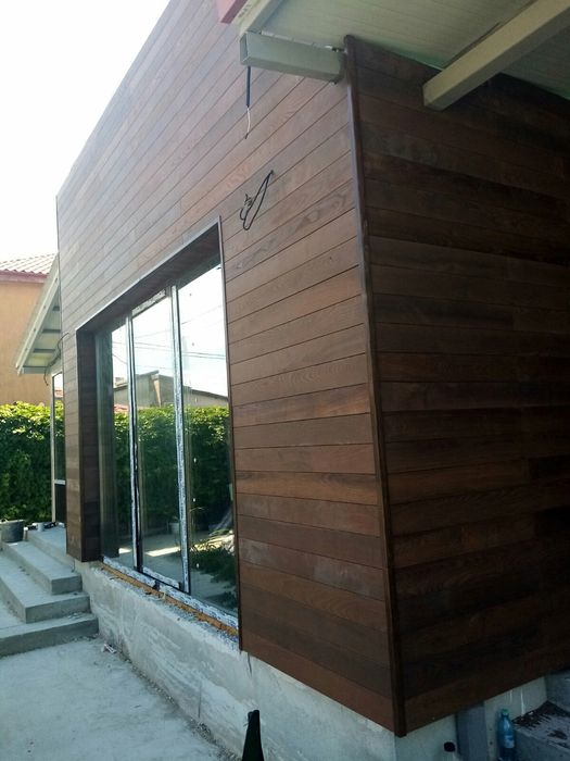 Дървени конструкции, перголи, декинг, ламперия.