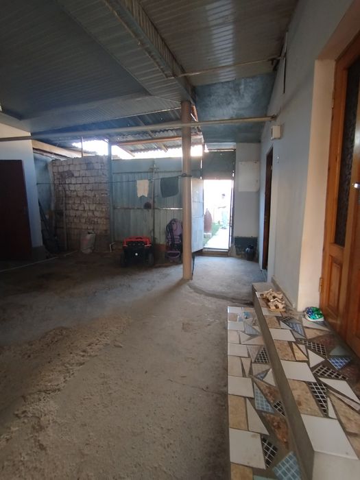 Продаю участок угловой на  улица Иззат