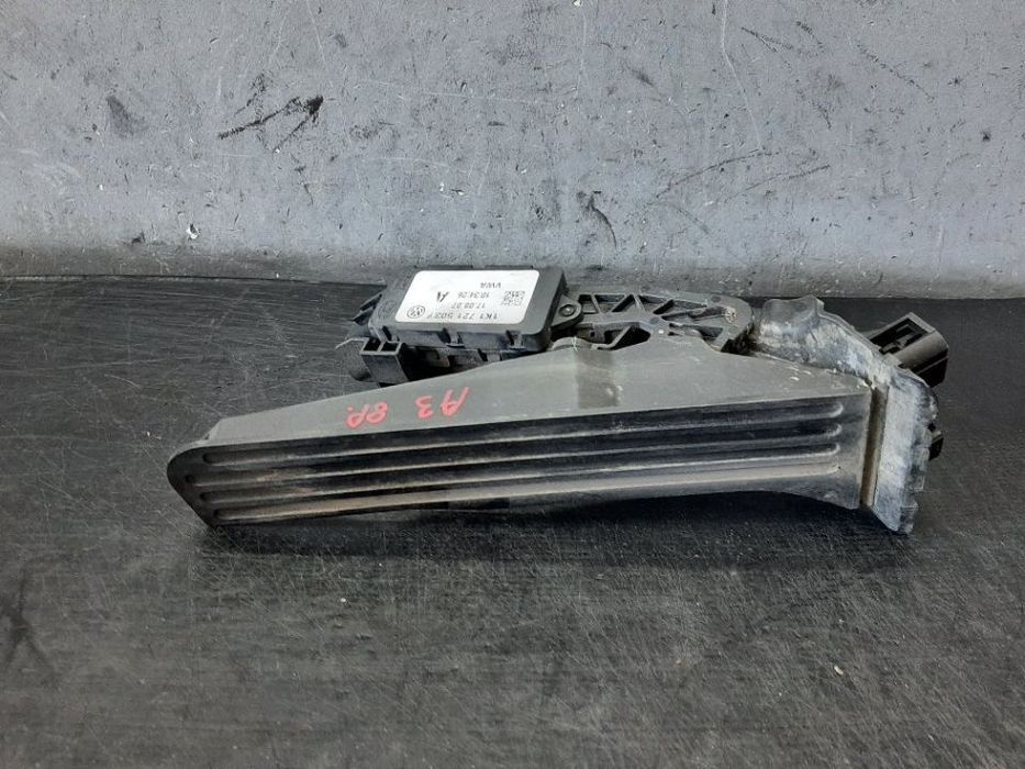 Pedala acceleratie audi a3 8p 1k1721503p