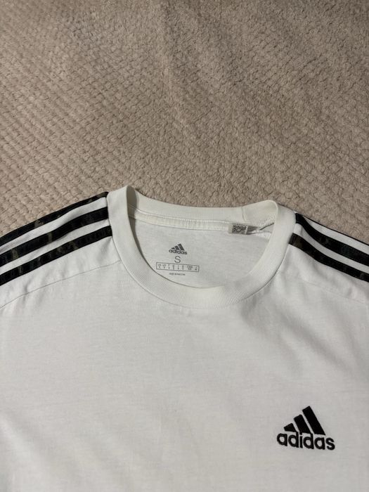 vand tricou adidas original, marimea m, stare 9/10, foarte putin purtat