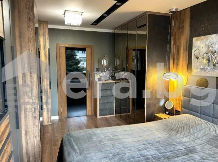 Продава се Четиристаен апартамент в Варна, Център - 123 кв.м за 2846 €/кв.м - Снимка #6