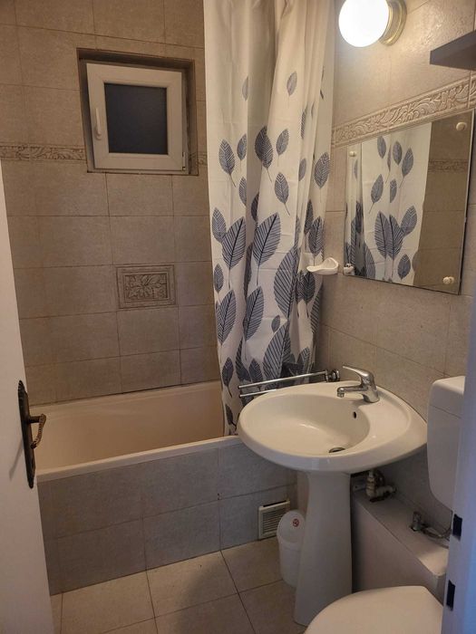 Inchiriez apartament 2 camere Piata Victoriei