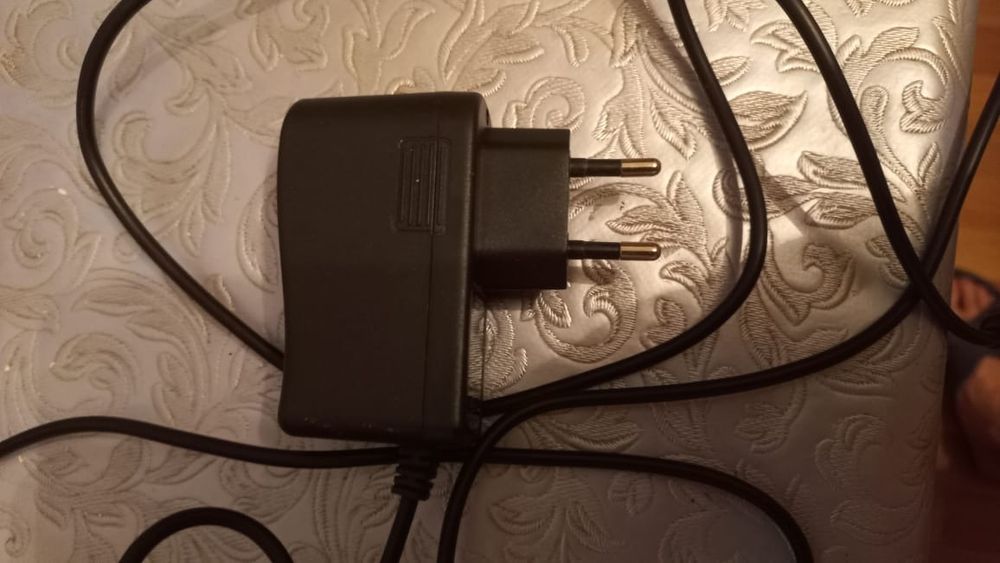 Продам Блок Питания На 12 Вольт. 1,5 Ампер.