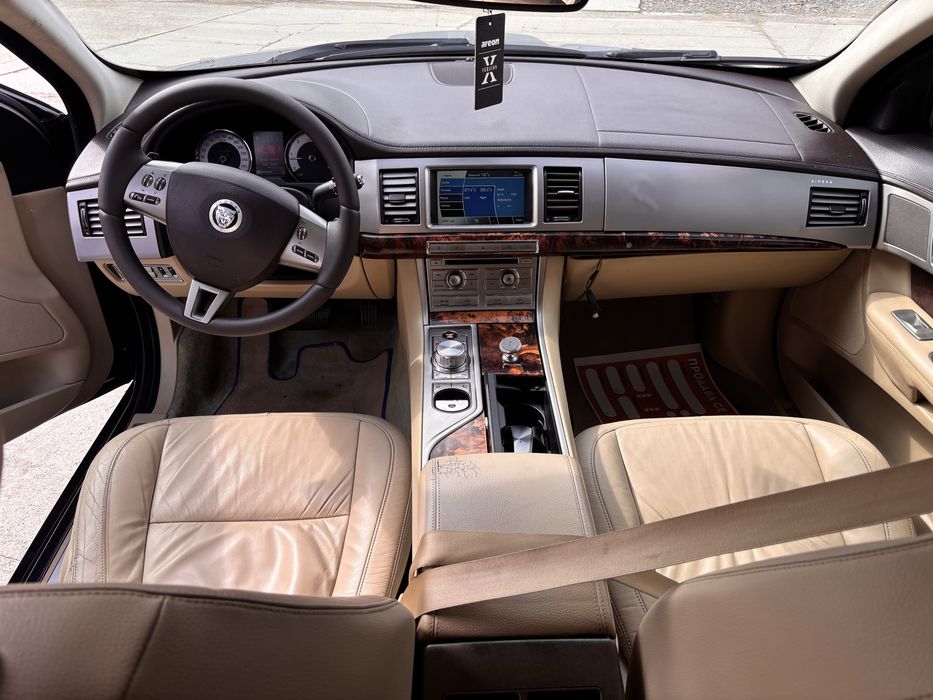 Jaguar XF-S 3.0D BiTurbo 275к.с