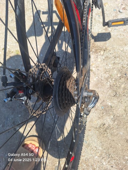 Vand  urgent  am nevoie de bani.