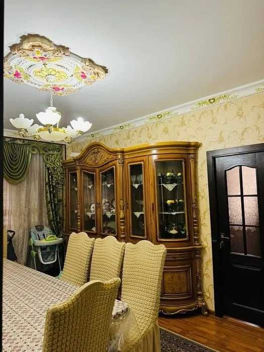 Олмазор коракамишда  2 хона тоза уй