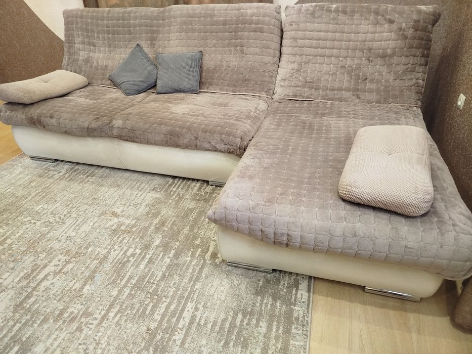 Продам Диван угловой