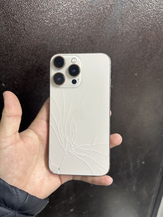 Iphone Xr(16 pro) корпуспен срочно