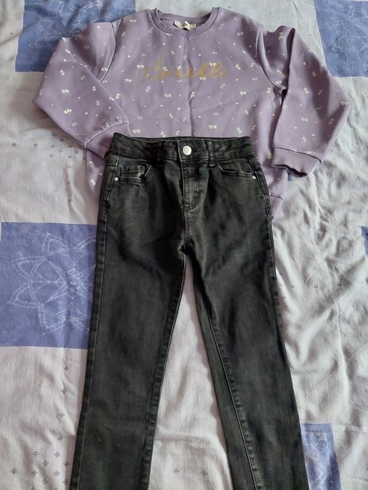 De vânzare lot blugi și bluza groasa, mărimea 134 cm