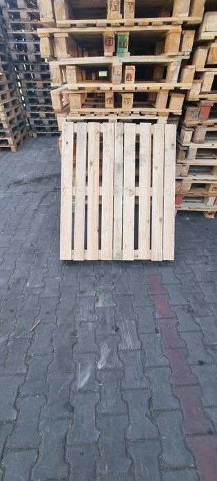 Vând paleti euro și NON euro