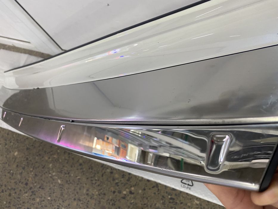 Накладка задний бампер Lexus Lx 570