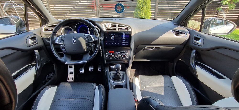 CITROËN DS4 2011 — imagine 3