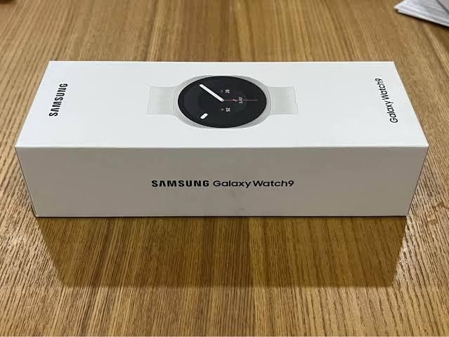 Samsung Galaxy Watch 9 (40мм)
