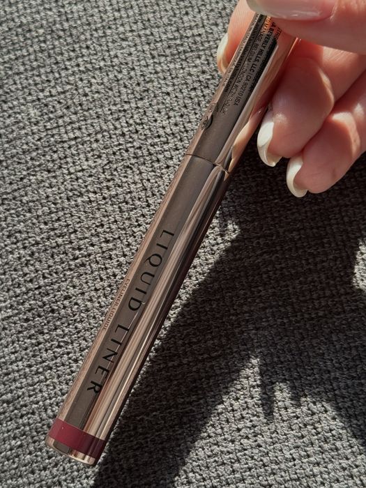 ANASTASIA BEVERLY hills liquid liner Очна линия