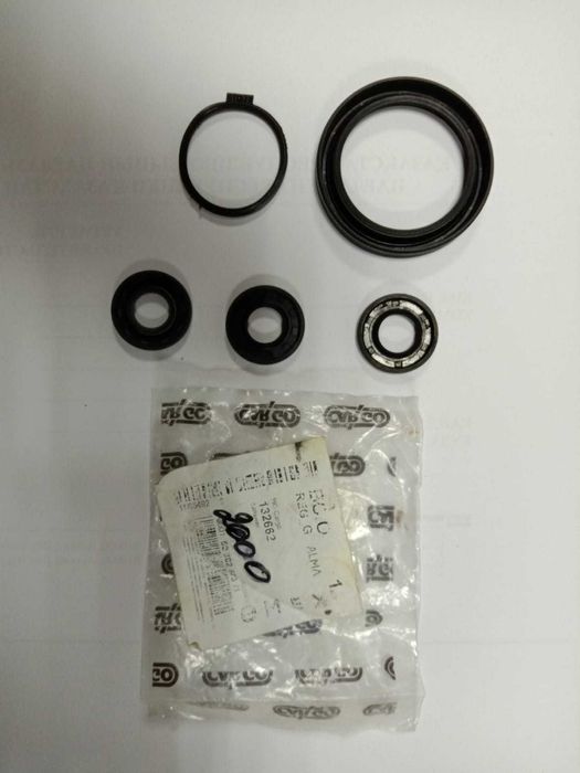 Сальник генератора двигателя 4D68