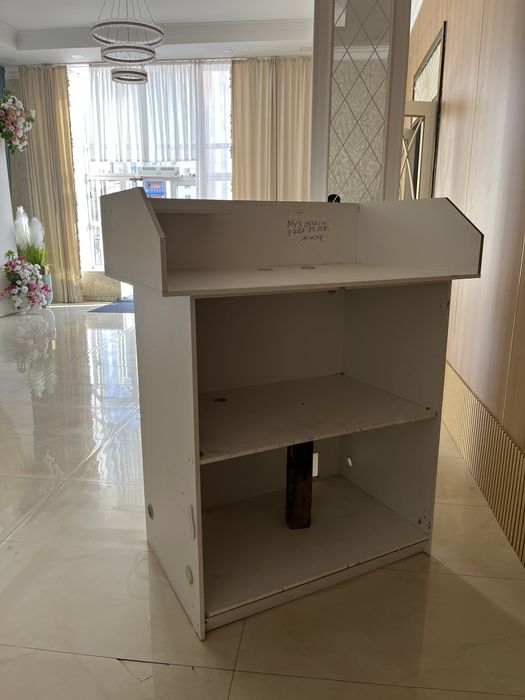 Стол для Музыкантов, Аппаратуры