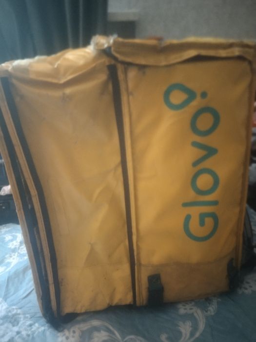 Продам термосумку Glovo