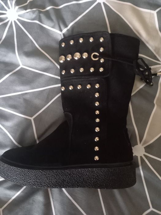 Дамски зимни ботуши