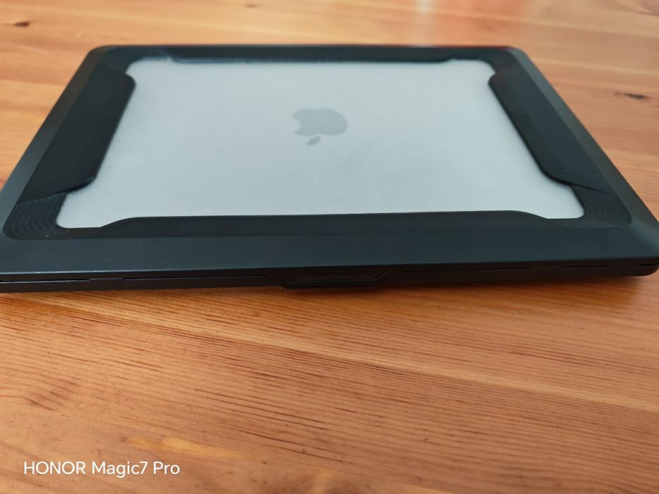 MacBook pro 13", 2018, touchbar