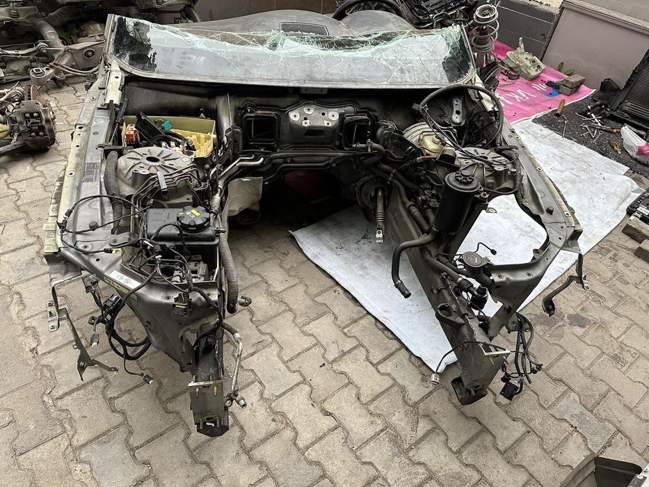 Лонжерон телевизор BMW e60