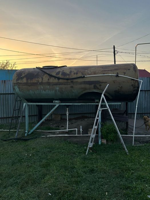 Продается бак для воды