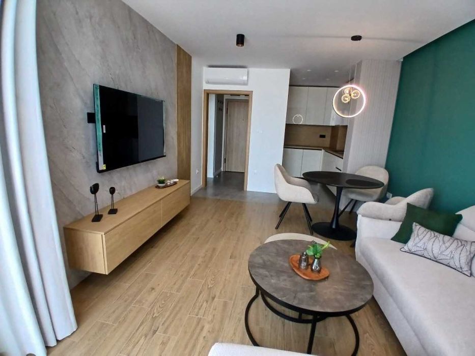 Продава се Двустаен апартамент в Пловдив, Съдийски - 67 кв.м за 1218 €/кв.м - Снимка #2