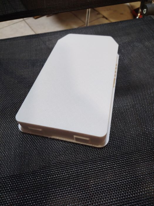 Капак за димоотвод на бойлер TRUMA