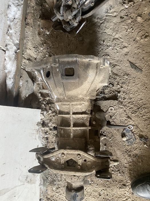 Тоиота превия 1994 запчасть